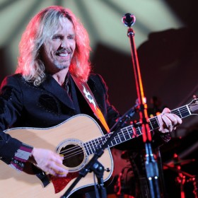 Tommy+Shaw+2011+T+J+Martell+Foundation+Honors+UIC9AWqGjAbl