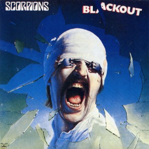 Scorpions-Blackout-Frontal